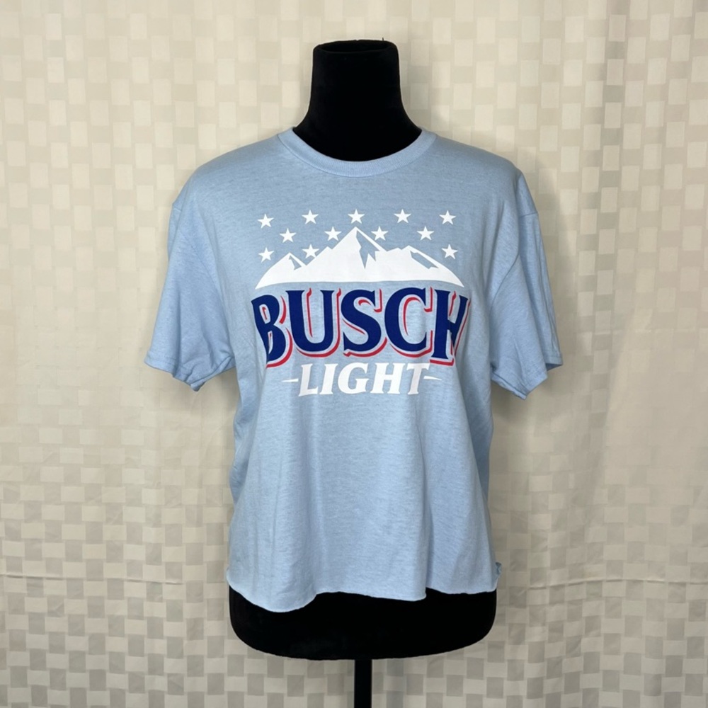 Brew City Beer Gear Women’s Busch Cropped Graphic Light Blue Tee